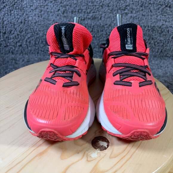 Saucony Guide ISO Running Shoe Womens Size 7.5 Salmon Gym Training Sneakers - Picture 2 of 8